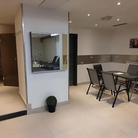 Hotel 99 Chomutov