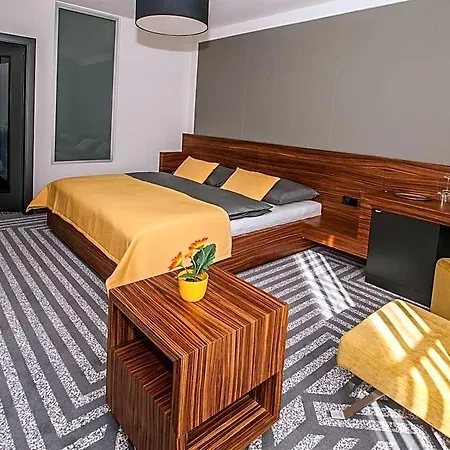 Otel 99 4*